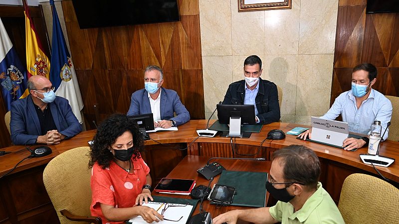 Sánchez, desde La Palma: "Tenemos todos los instrumentos y efectivos, los ciudadanos pueden estar tranquilos"
