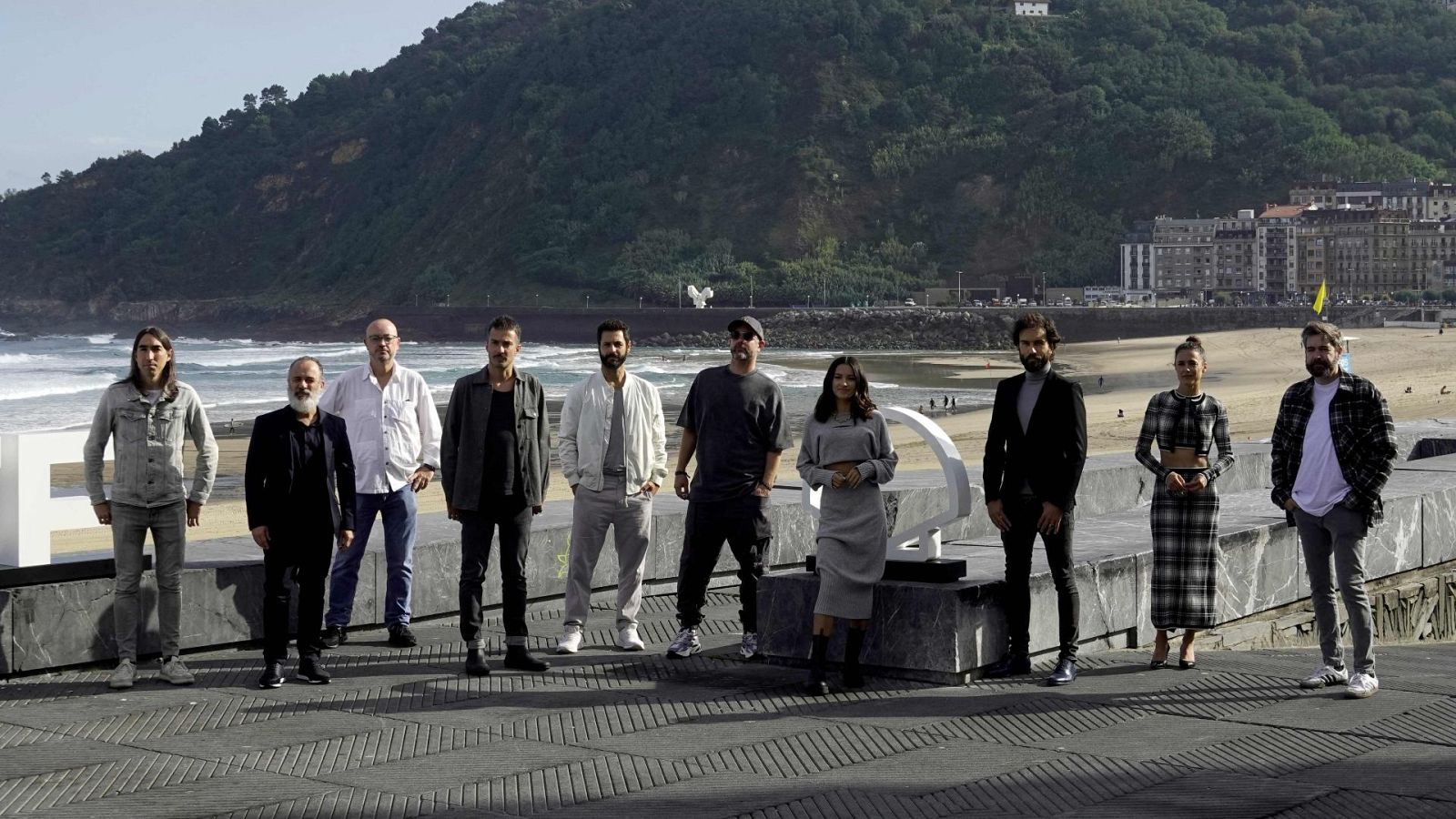 La película de 'La Hija' aterriza en San Sebastián con muy buenas críticas | Ver