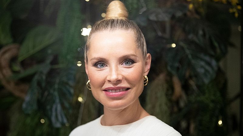 Soraya Arnelas da a luz a Olivia, su segunda hija