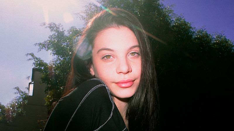 Valen Madanes, de viralizarse en Instagram tocando el ukelele a cumplir su sueño en la música