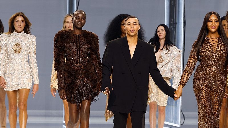 Olivier Rousteing celebra 10 años en Balmain con Naomi Campbell, Carla Bruni y Beyoncé