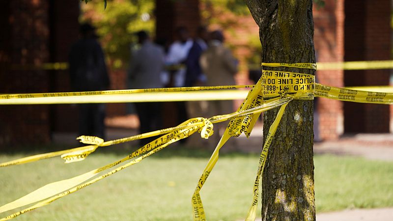 Dos muertos, incluido el tirador, y 12 heridos en un tiroteo en Tennessee