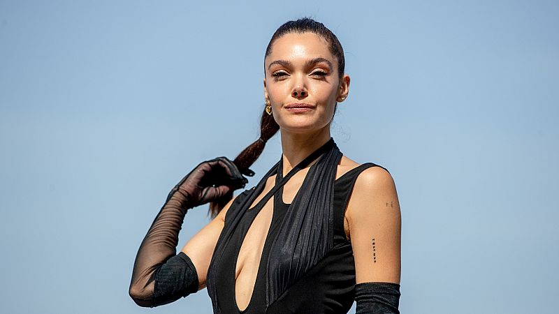 Ana Rujas, desnuda en la playa de La Concha