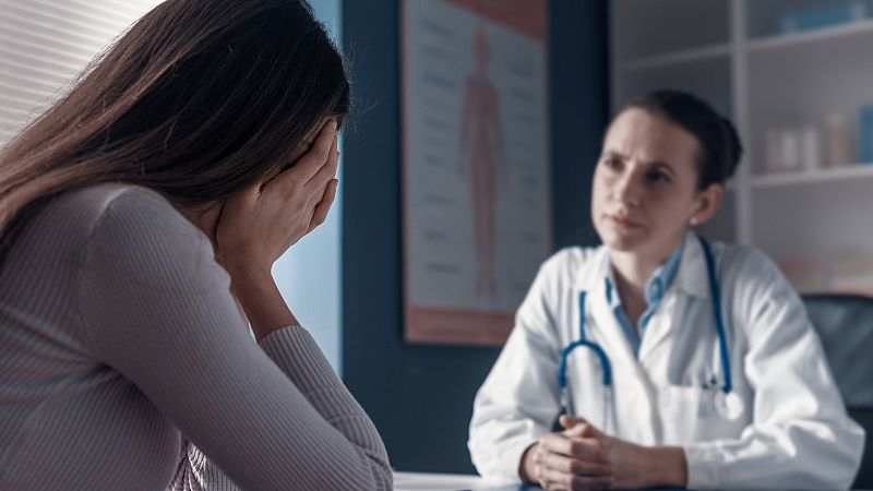 Aborto voluntario en España, un derecho aún sin asentar: "trabas" para la mujer y "estigma" para los sanitarios