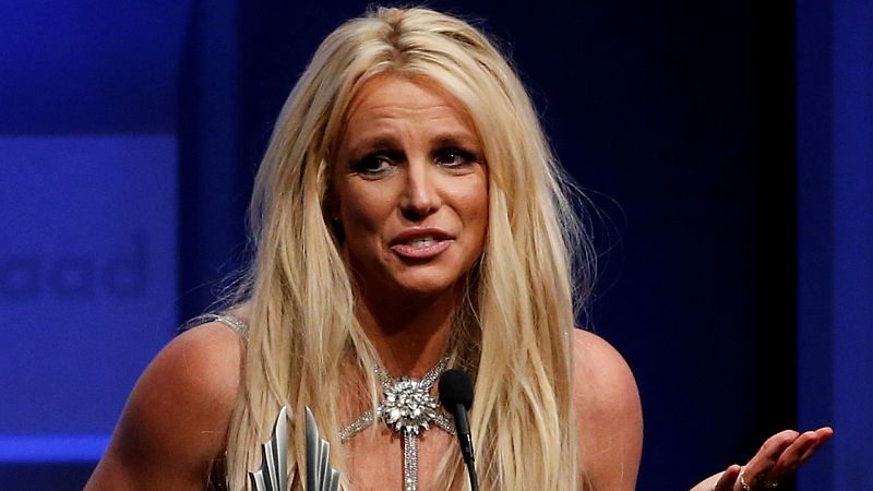 Britney Spears y otros 10 famosos de Hollywood con relaciones parentales ultratormentosas