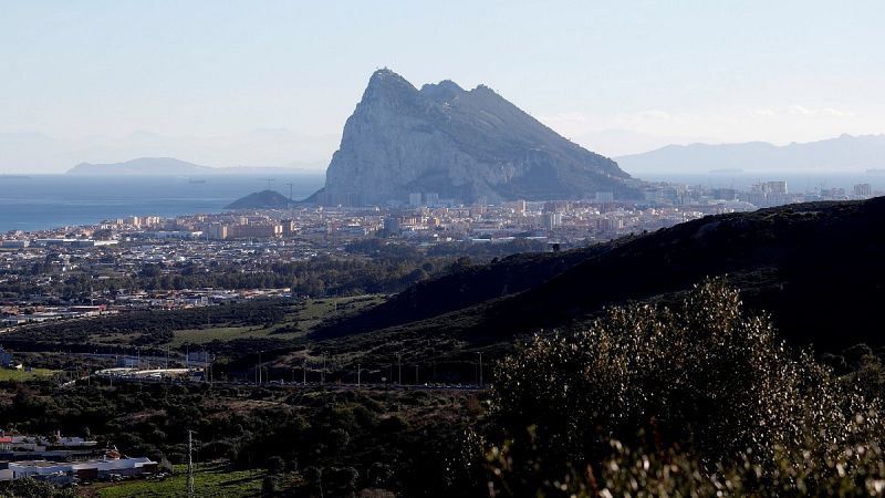 Los 27 aprueban el mandato que permitirá iniciar las negociaciones con Reino Unido sobre Gibraltar