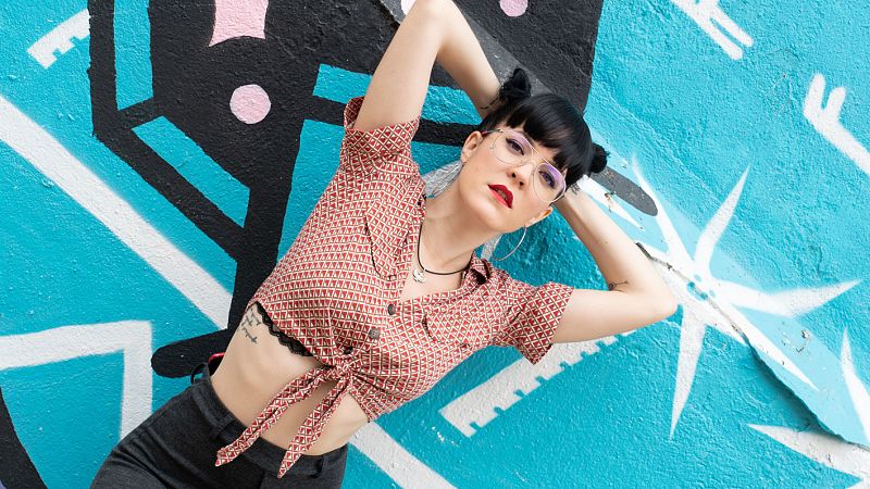 Llega Llámalo X, el programa de sexo con Noemí Casquet