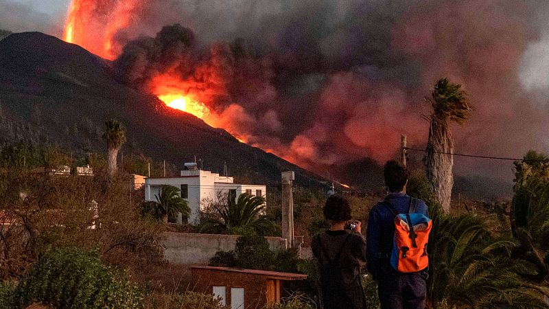 Ciencia y divulgación para aprender a convivir con la naturaleza volcánica de Canarias
