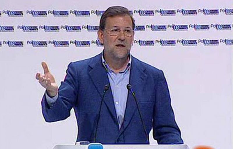 Mariano Rajoy: "Es inaceptable que se haya cerrado el aeropuerto de Barajas"