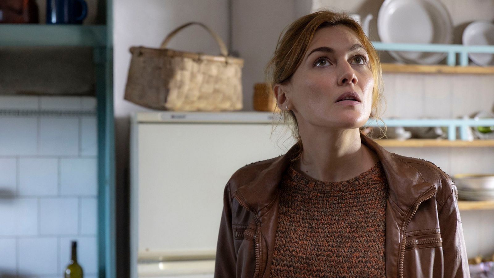 RTVE.es estrena el tráiler definitivo de 'Tres', un thriller en el que Marta Nieto se desincroniza | Ver