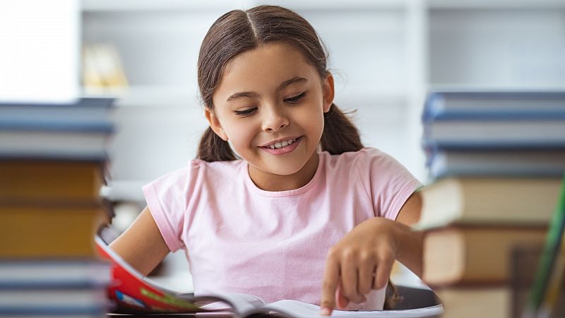 Nueve libros escritos por niñas españolas