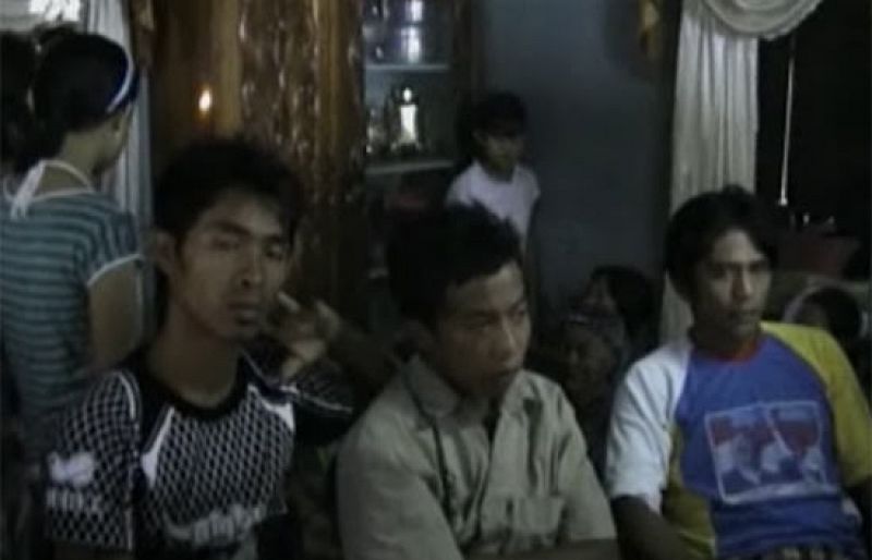 Los supervivientes del ferry hundido en Indonesia con 250 pasajeros dicen que iba sobrecargado