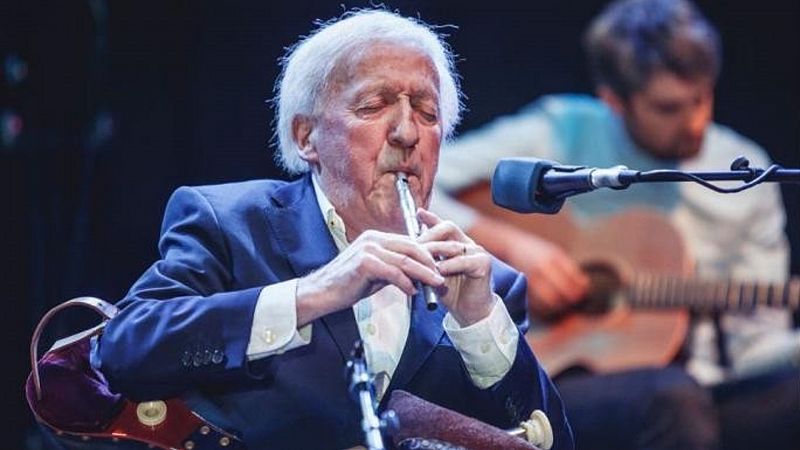 Muere Paddy Moloney, líder y fundador del grupo irlandés 'The Chieftains'