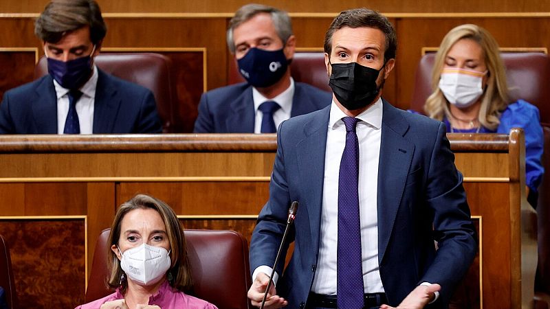 Casado insiste en que el PP "tendrá que rescatar a España" y Sánchez le acusa de ir "contra los intereses del país"