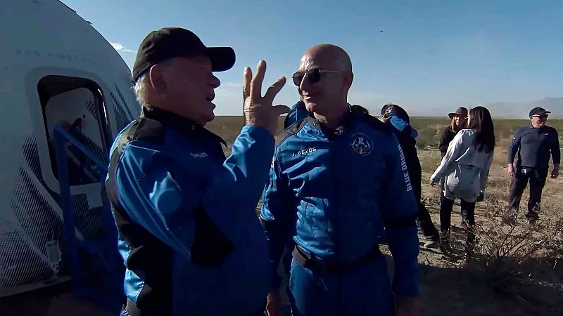 El 'capitán Kirk' se convierte, con 90 años, en la persona más mayor en viajar al espacio