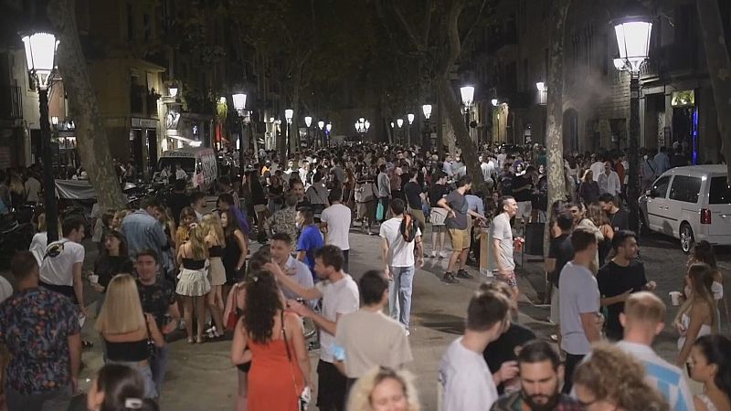 Los jóvenes toman las calles tras la pandemia: más botellones, más concurridos y más violentos