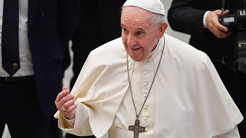 El papa Francisco aboga por un salario universal y la reducción de la jornada laboral