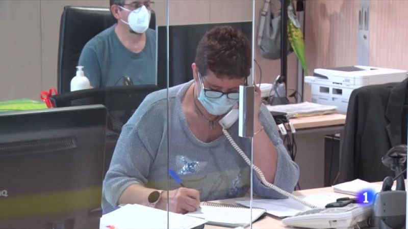 Pimec proposa suspendre de sou i feina als treballadors que no tinguin el certificat covid