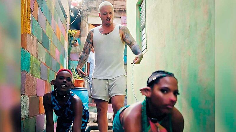Youtube retira 'Perra', el videoclip de Tokischa y J Balvin, por racista y misógino