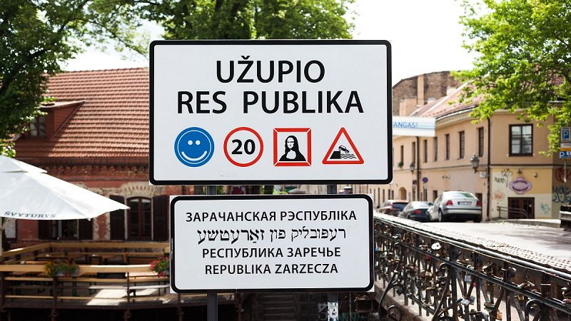 Uzupis, el barrio bohemio de Vilna declarado Repblica Independiente
