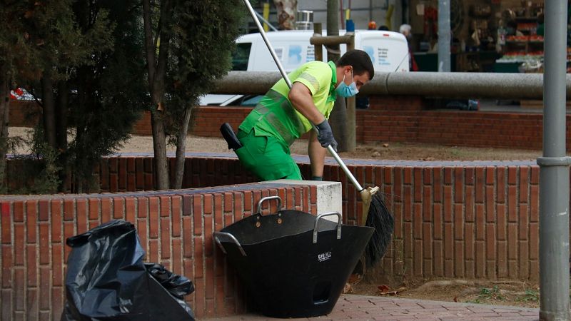 Barcelona desplegarà informadors a peu de carrer per garantir una ciutat més neta