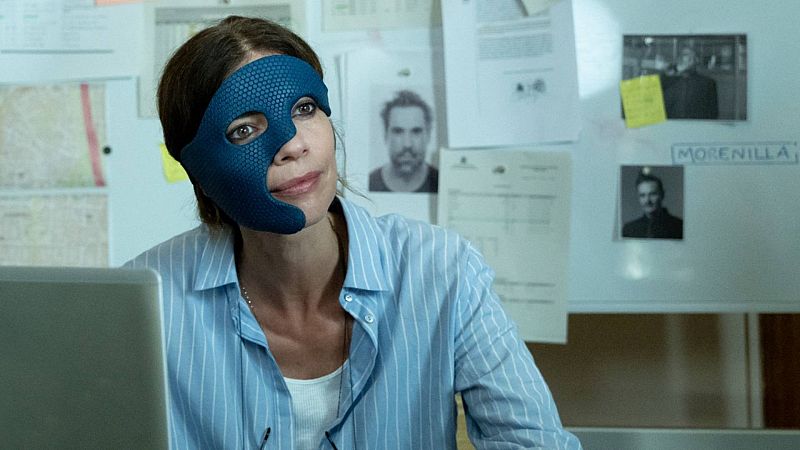 Los secretos del maquillaje y la máscara de Maribel Verdú en 'Ana Tramel'