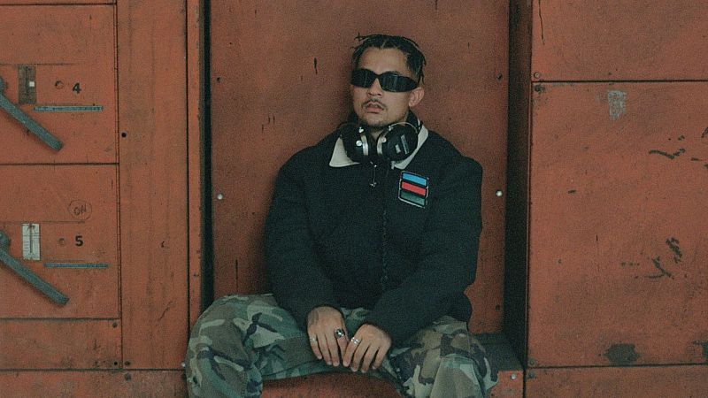 El verdadero rey del reguetón actual no es cantante, es productor y se llama Tainy