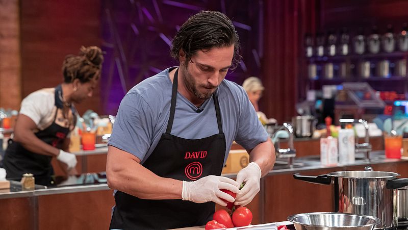 David Bustamante engorda 7 kilos en 'MasterChef Celebrity'