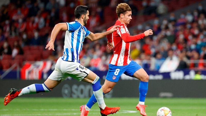 La Real Sociedad, líder en solitario de la Liga gracias a su empate con el Atlético