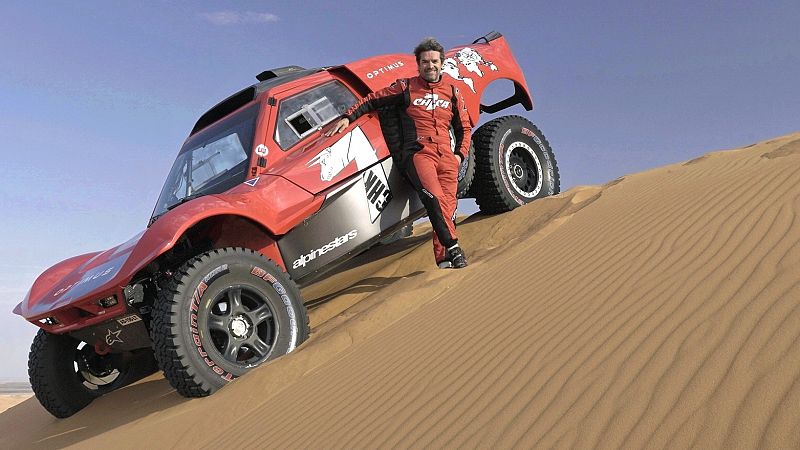 Carlos Checa debutará en el Dakar en la categoría de coches