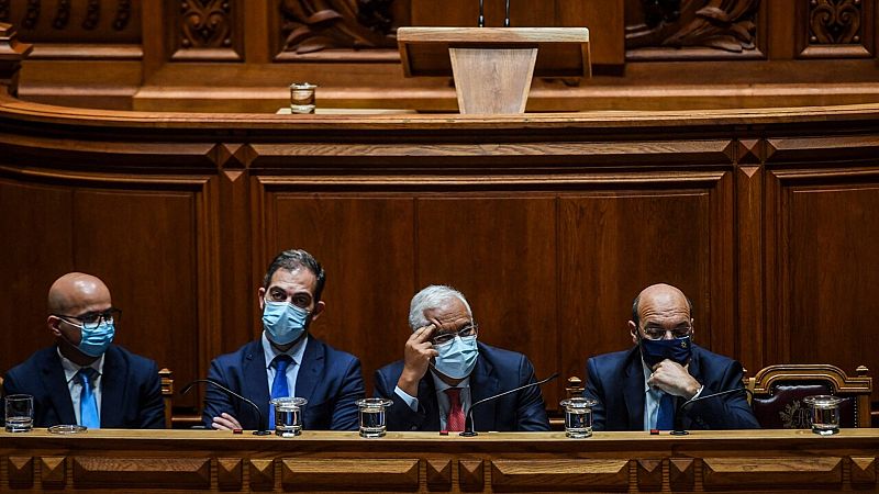Costa no obtiene los apoyos a sus presupuestos y Portugal se asoma a unas elecciones anticipadas