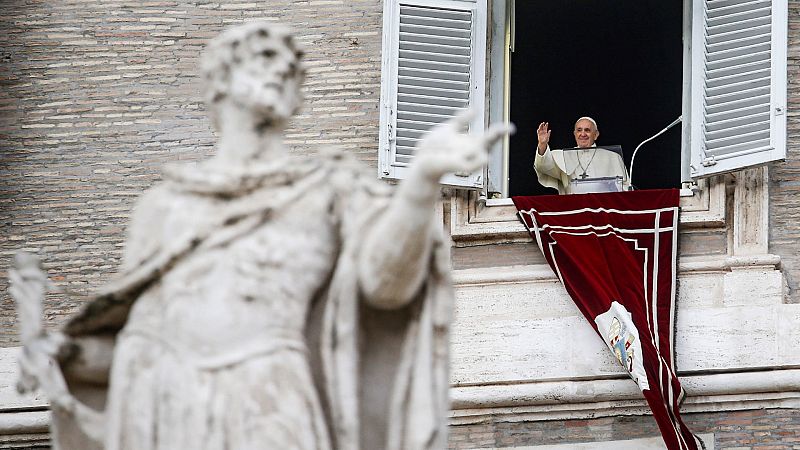 El papa Francisco nombra por primera vez a una mujer 'número dos' del Vaticano
