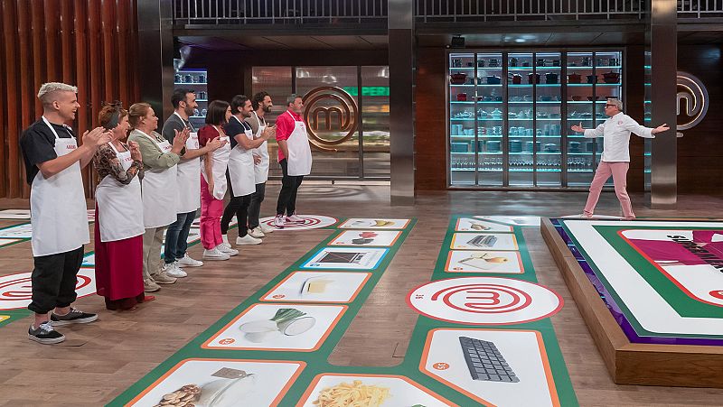 'MasterChef Celebrity' convierte su cocina en un divertido tablero del Juego de la Oca