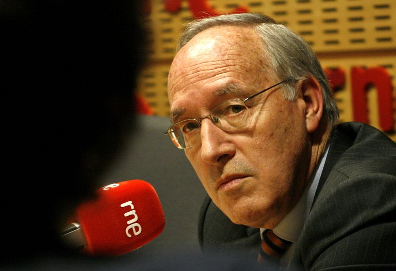 Manuel Pizarro: "España ha vivido por encima de sus posibilidades" (Asuntos Propios)