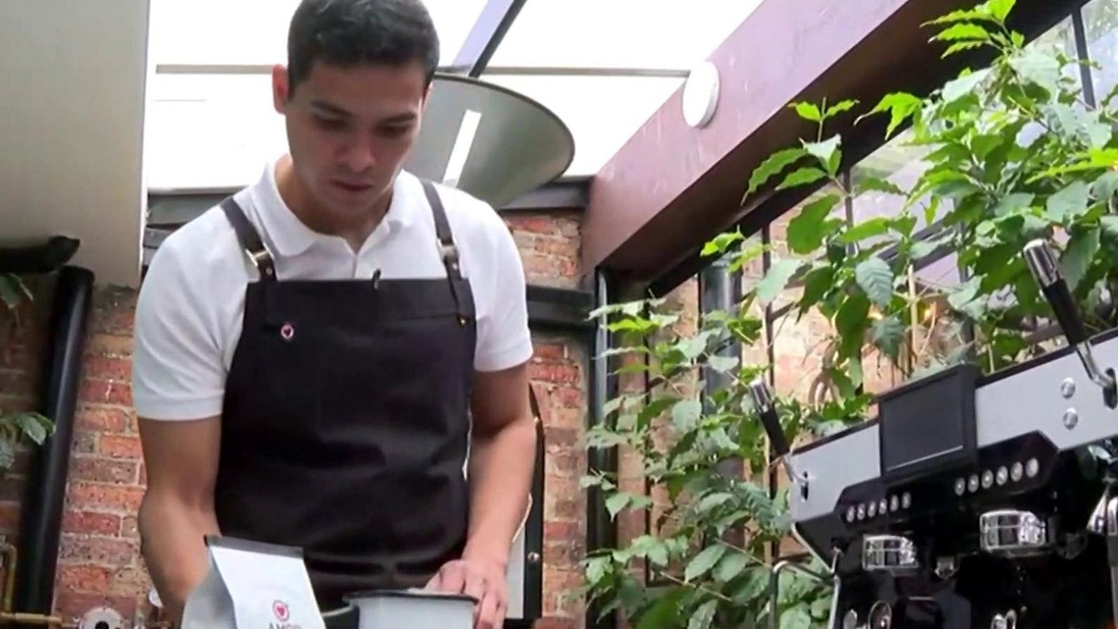 El título de mejor barista del mundo, en manos de un colombiano por primera vez - Informativo 24h | Ver