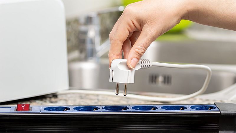 El precio de la luz sigue subiendo y alcanza este martes los 178,45 euros/MWh