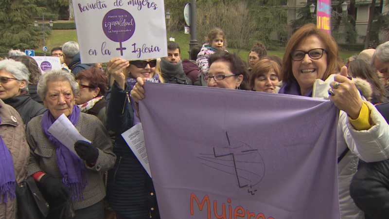 Feministas católicas: contra la invisibilidad de las mujeres en la Iglesia