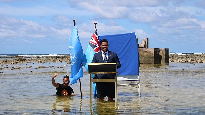 Con el agua por las rodillas: el mensaje de Tuvalu a la COP para alertar sobre la emergencia climtica