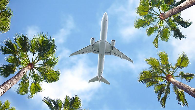 Aviones cero emisiones o volar menos: ¿es la aviación sostenible una utopía?