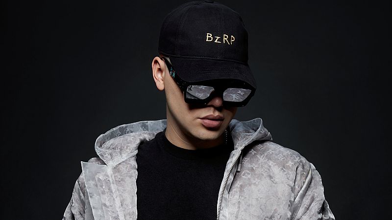 Bizarrap: "Empecé haciendo remixes y rimas de raperos que improvisaban en las plazas de Argentina"