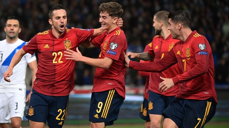 España ve más cerca el Mundial de Catar 2022 tras vencer a Grecia y el tropiezo de Suecia