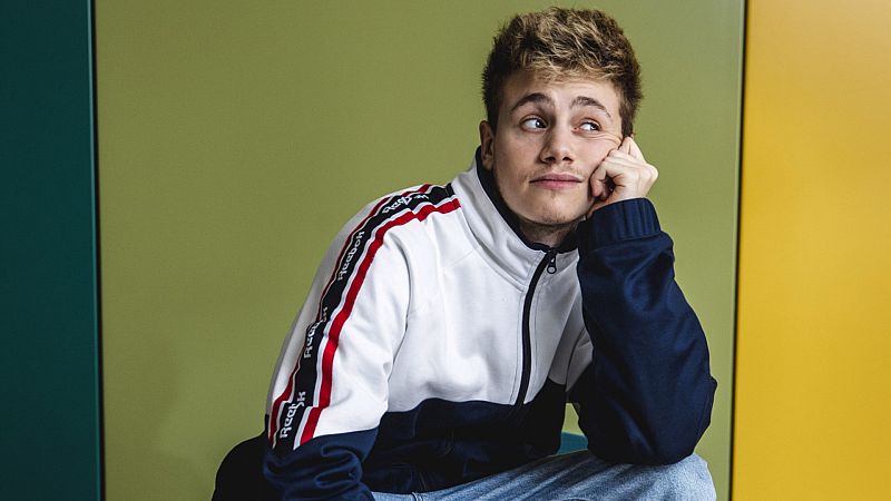 Hugo Cobo presenta 'Un 2% mío': "Todos pasamos por un proceso donde tenemos que aceptarnos a tal y como somos"