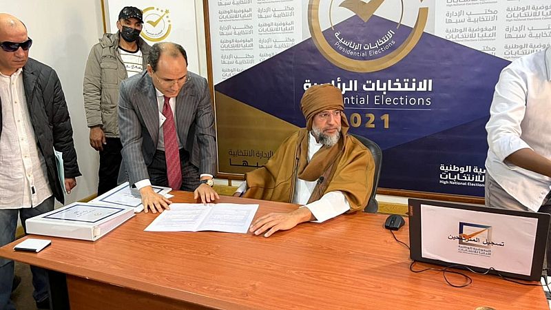 El hijo de Gadafi presenta su candidatura a las elecciones presidenciales en Libia