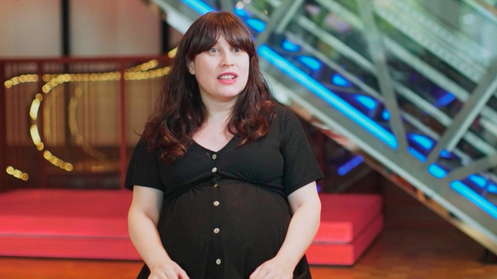 Tres escritoras comparten su visión de la maternidad.