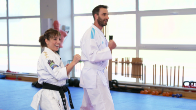 Sandra S�nchez, campeona ol�mpica y del Mundo, da una clase de katas a Dani Rovira