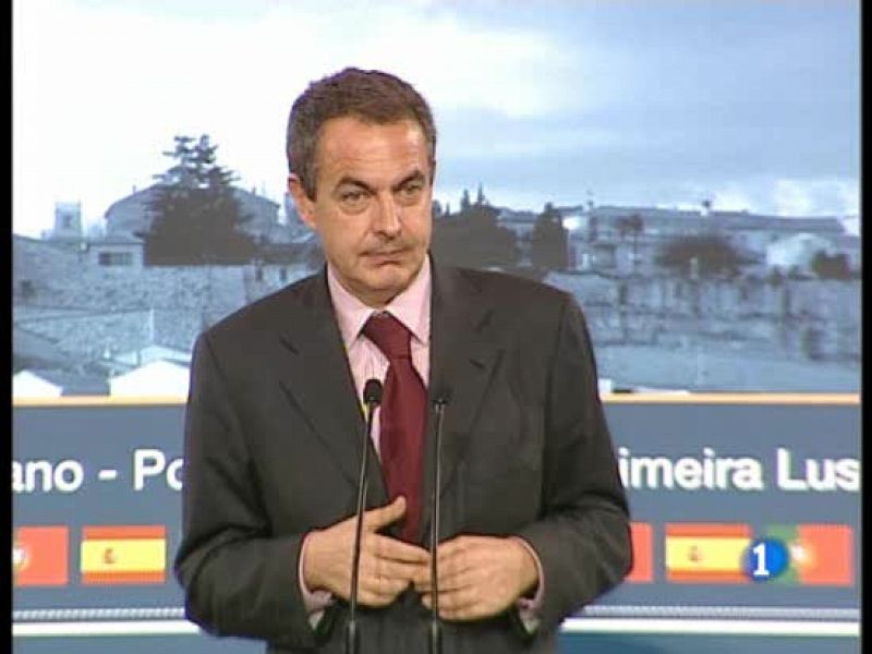 Zapatero afirma que "el PP sabe muy bien a quién tiene que mirar" en la supuesta trama de espionaje