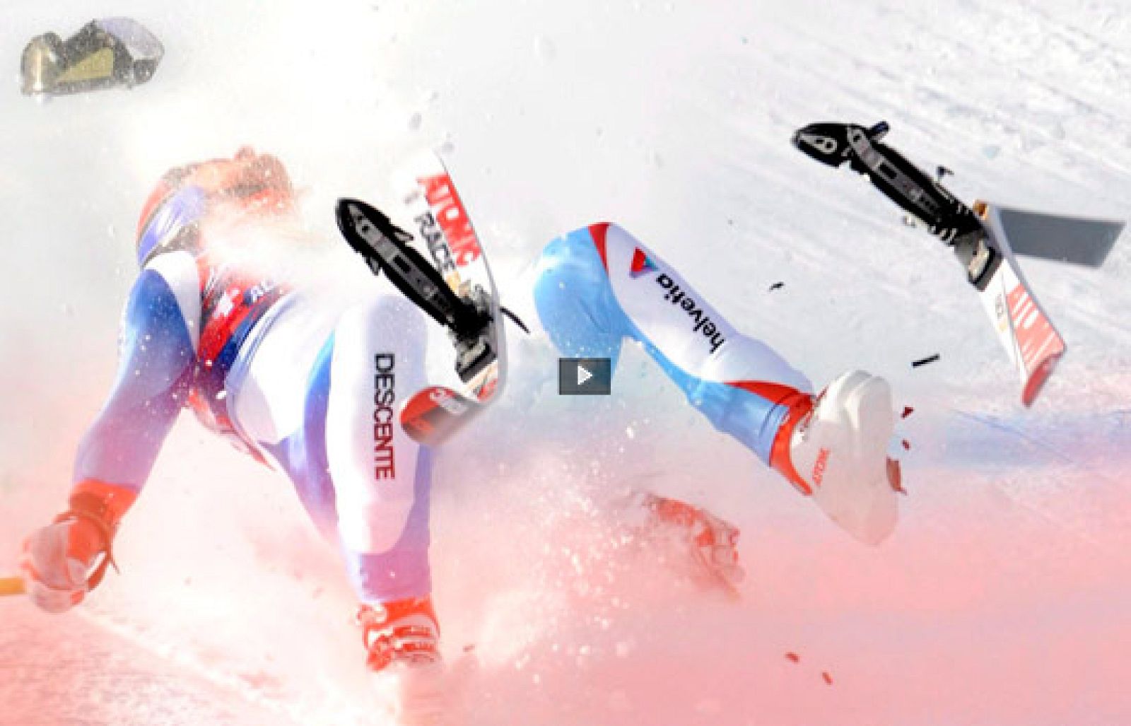 El esquiador suizo Daniel Albrecht se encuentra en coma inducido después de sufrir un espeluznante accidente en un entrenamiento de descenso para una prueba de la Copa del Mundo que se celebra en las estación austríaca de Kitzbühel.