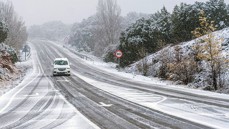 La DANA deja nevadas, lluvias intensas y pone en alerta a doce comunidades