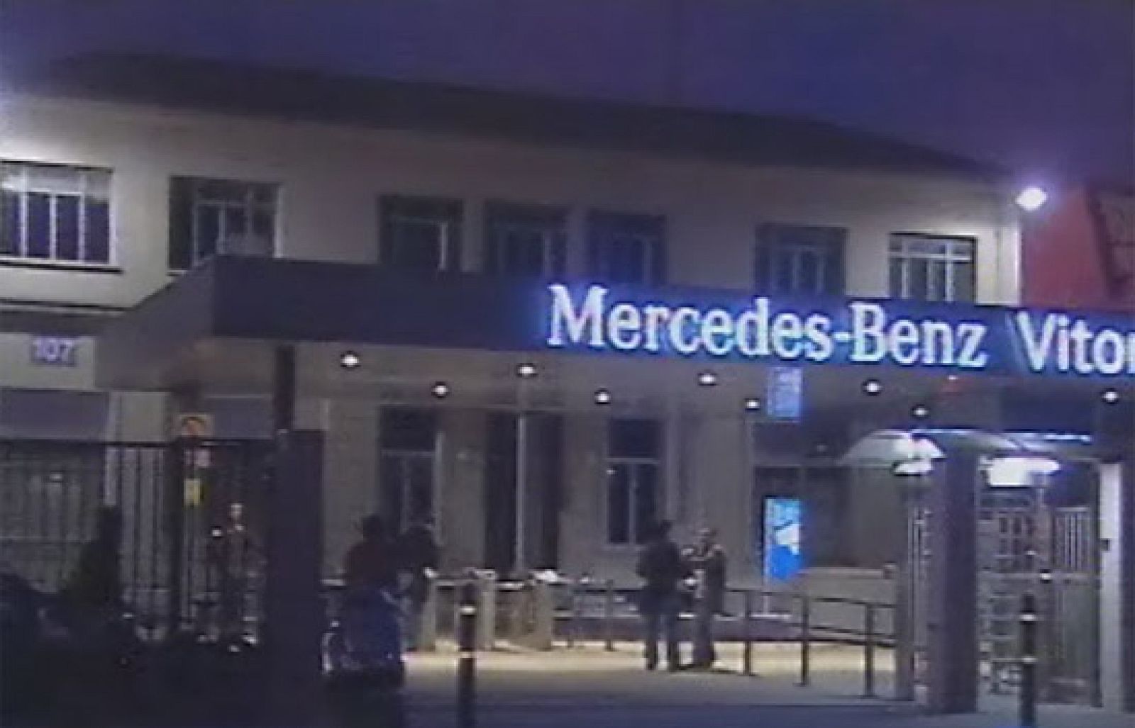 Mercedes-Benz España anuncia que la compañía tendrá que tomar durante este año medidas dolorosas | Ver