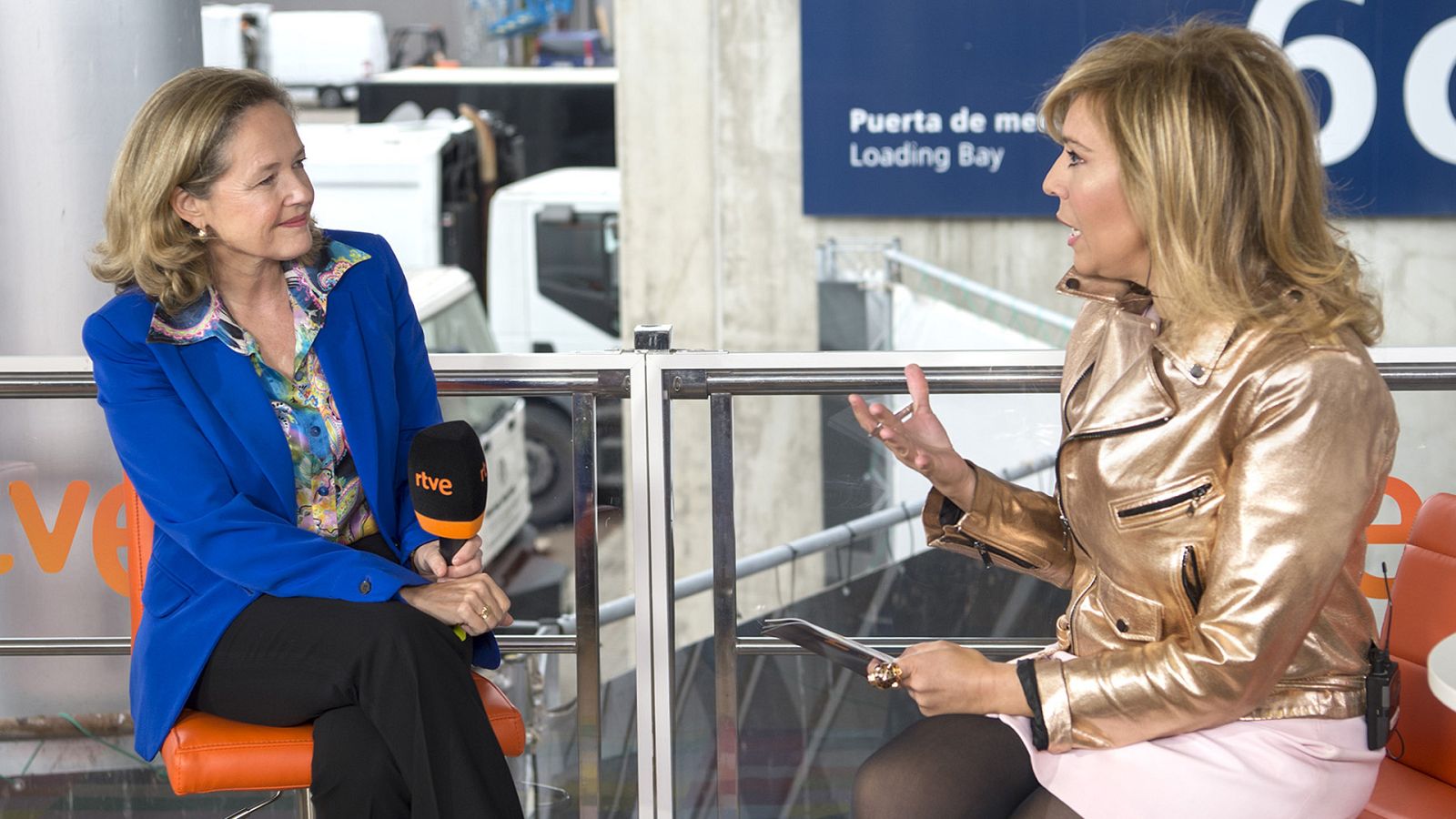 La vicepresidenta Nadia Calvi�o, invitada en 'La Gran Consulta' de RTVE